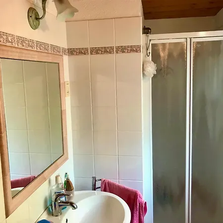 Grazioso Con Ingresso Indipendente - S178 Διαμέρισμα
